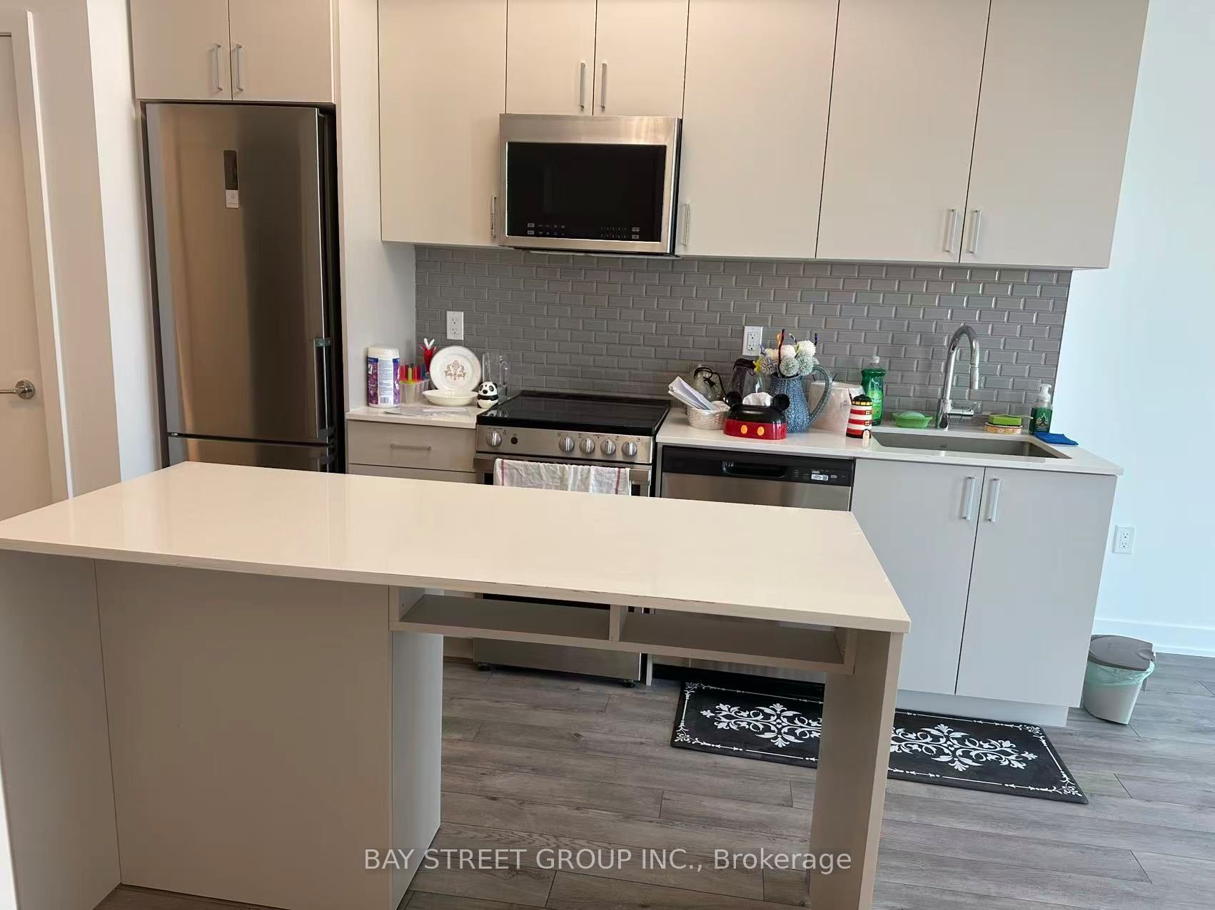 1005 DUNDAS Street E 361