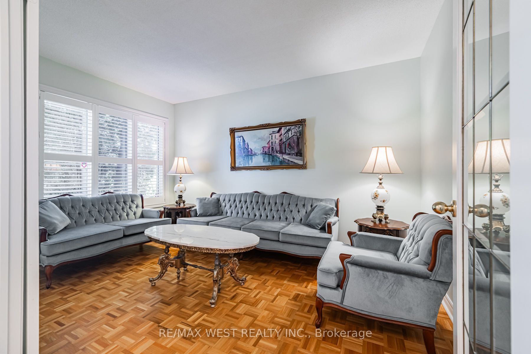 382 Melville Avenue