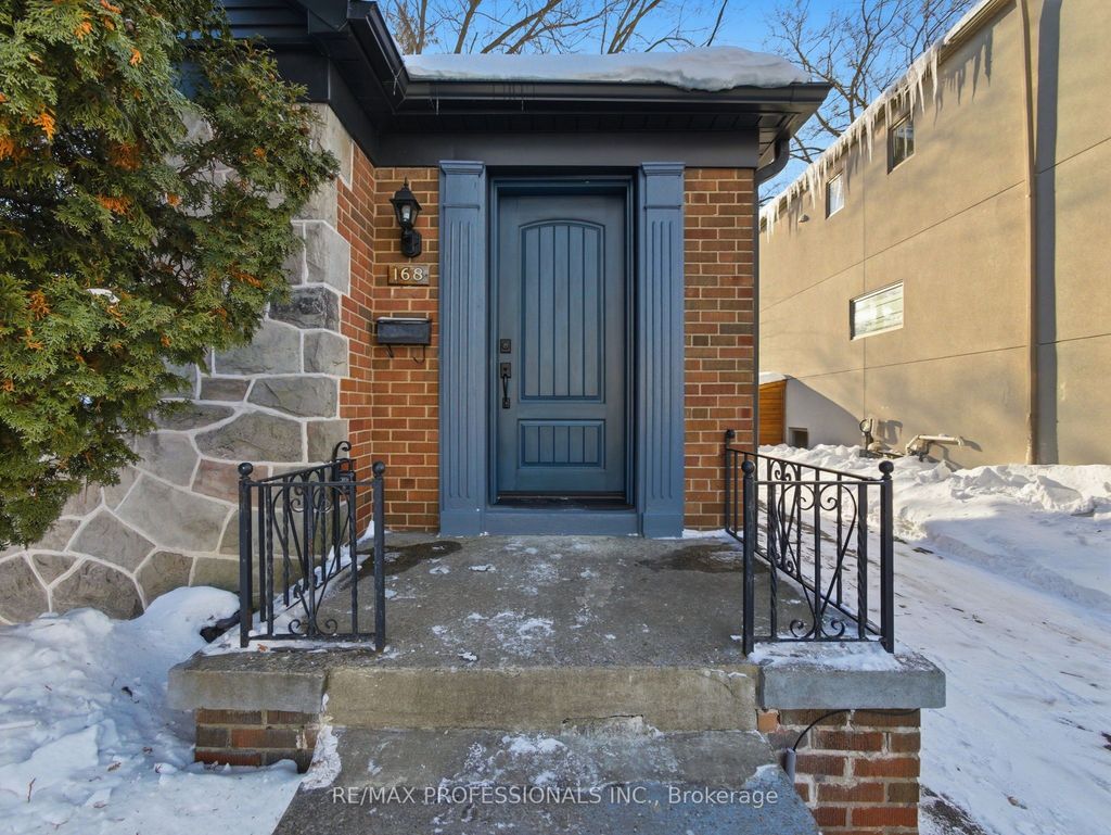 Photo of 168 The Kingsway N/A, Toronto, ON M8X 2V6 (MLS # W12972850)