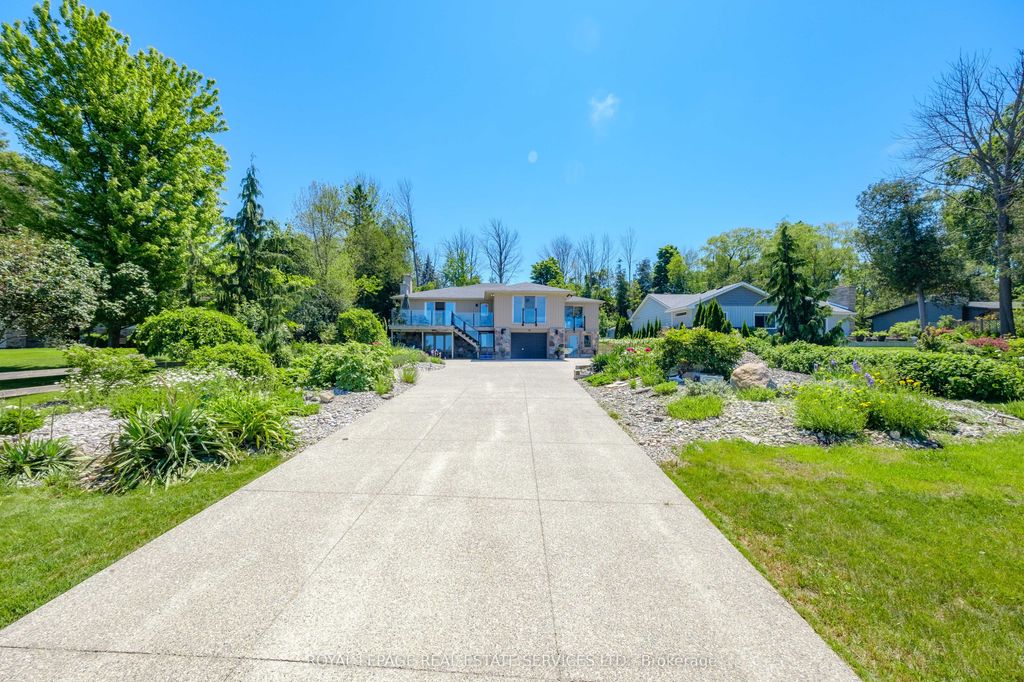 Photo of 39 Goderich Street, Kincardine, ON N2Z 2L2 (MLS # X13089874)