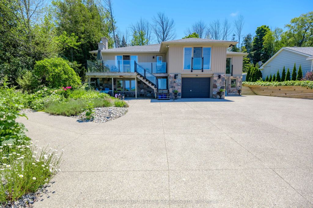 Photo of 39 Goderich Street, Kincardine, ON N2Z 2L2 (MLS # X13089874)