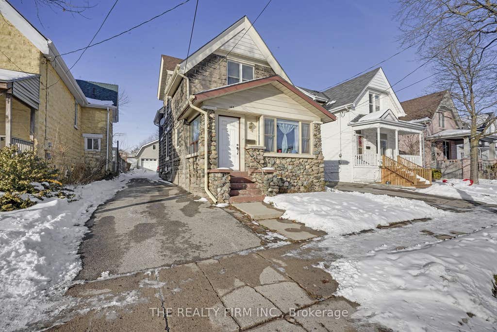 Photo of 924 Princess Avenue, London East, ON N5W 3M6 (MLS # X13623364)