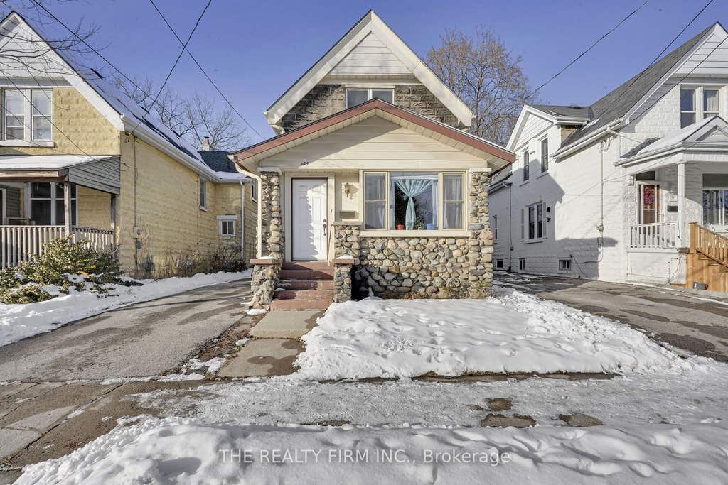Photo of 924 Princess Avenue, London East, ON N5W 3M6 (MLS # X13623364)