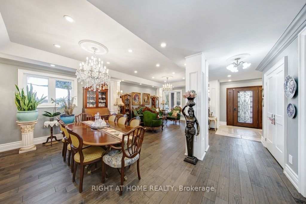 Photo of 397 Maple Leaf Drive, Toronto, ON M6L 1P4 (MLS # W12874160)