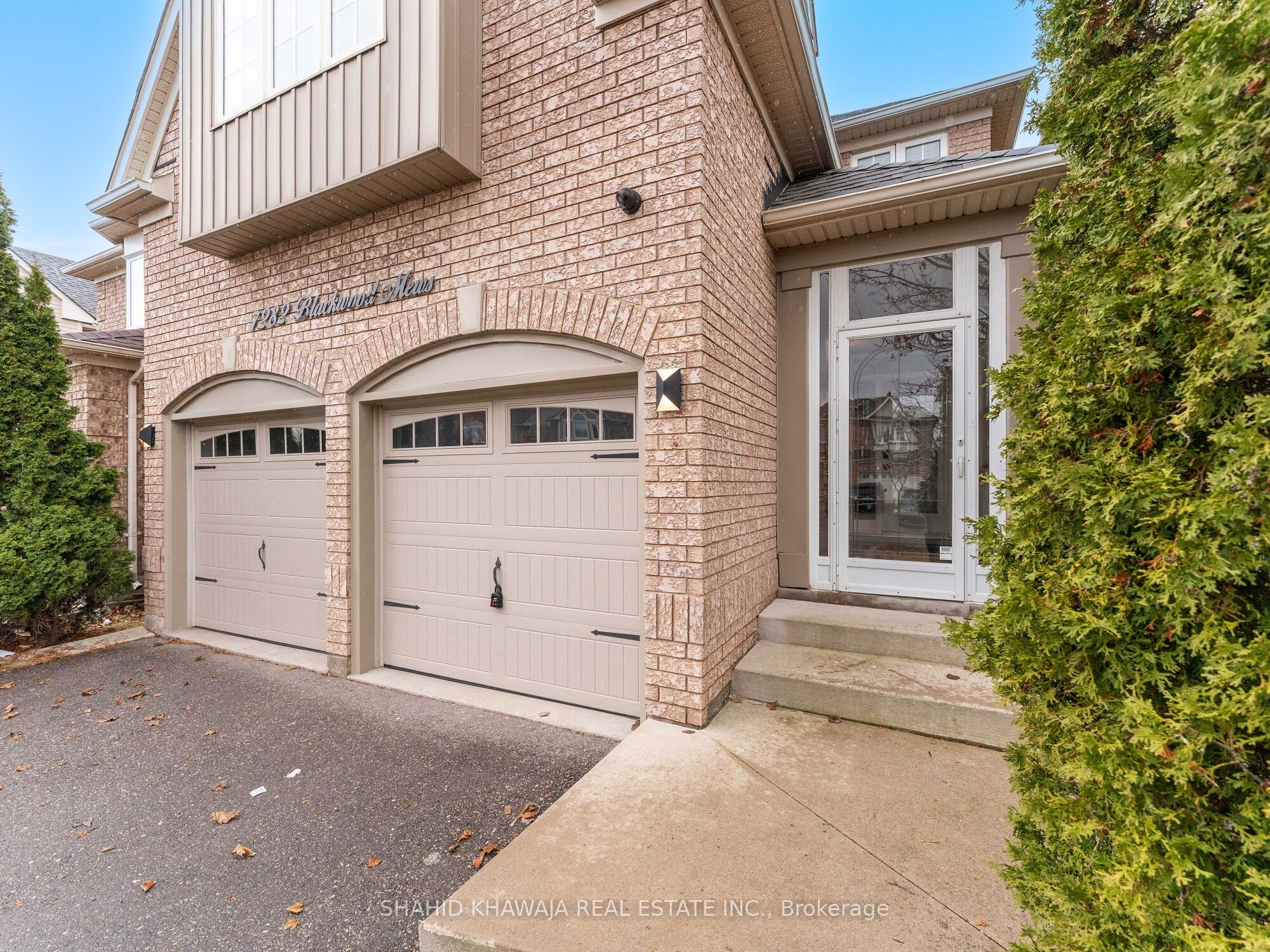 7282 Blackwood Mews
