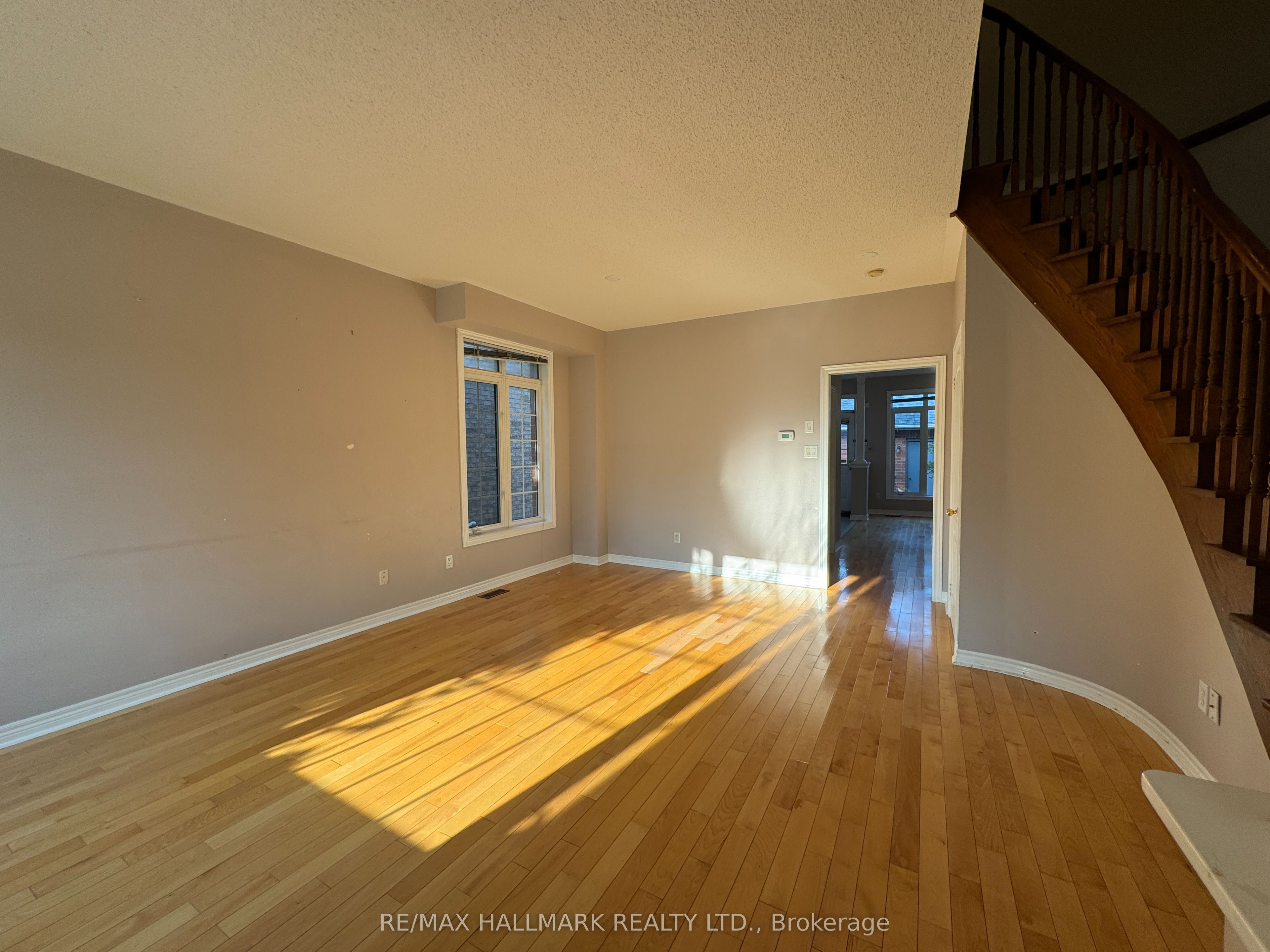 10561 Bayview Avenue