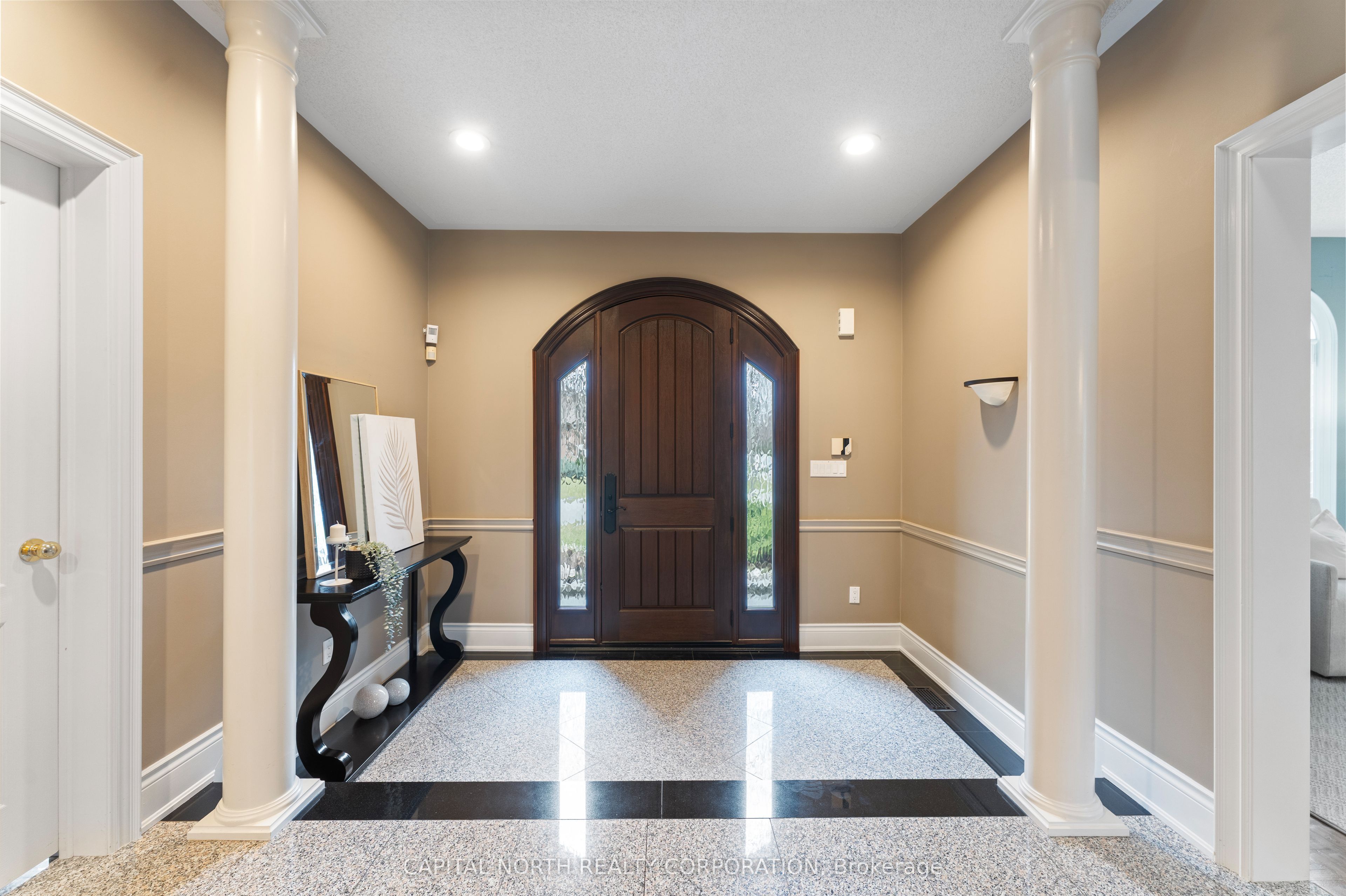 82 Harvester Crescent