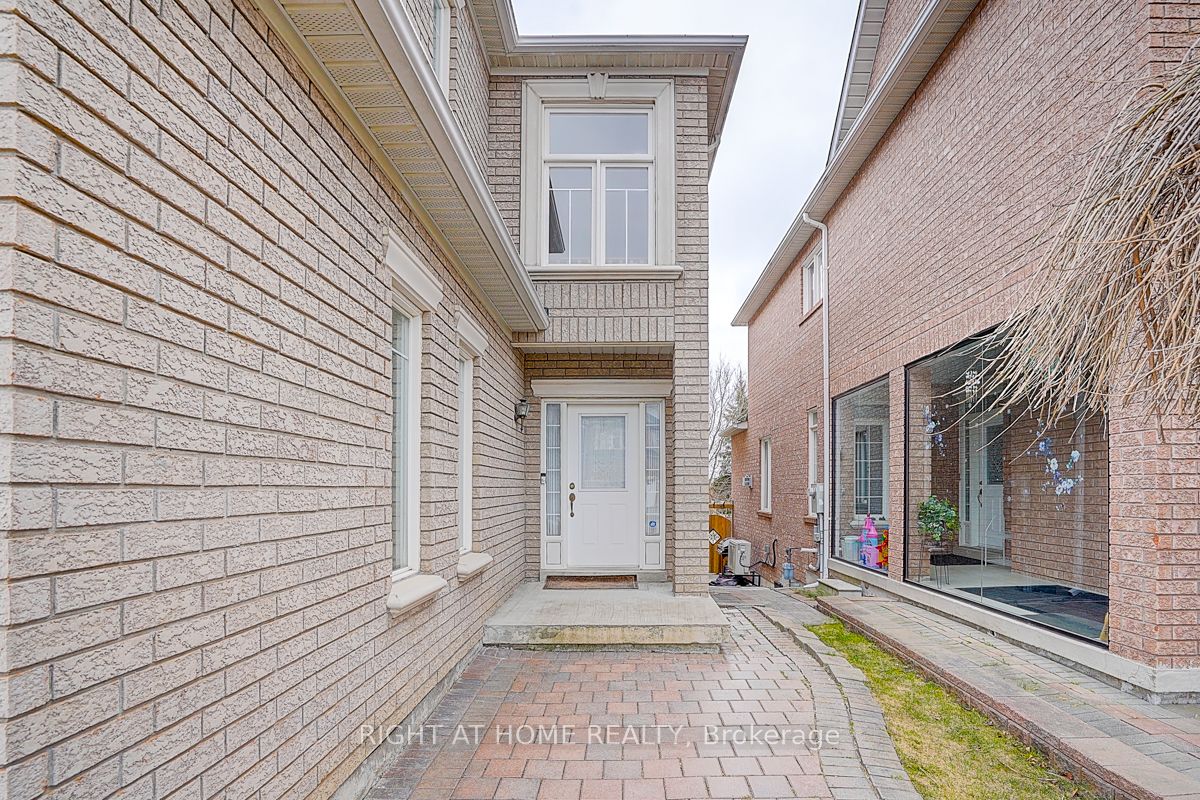 47 Toporowski Avenue