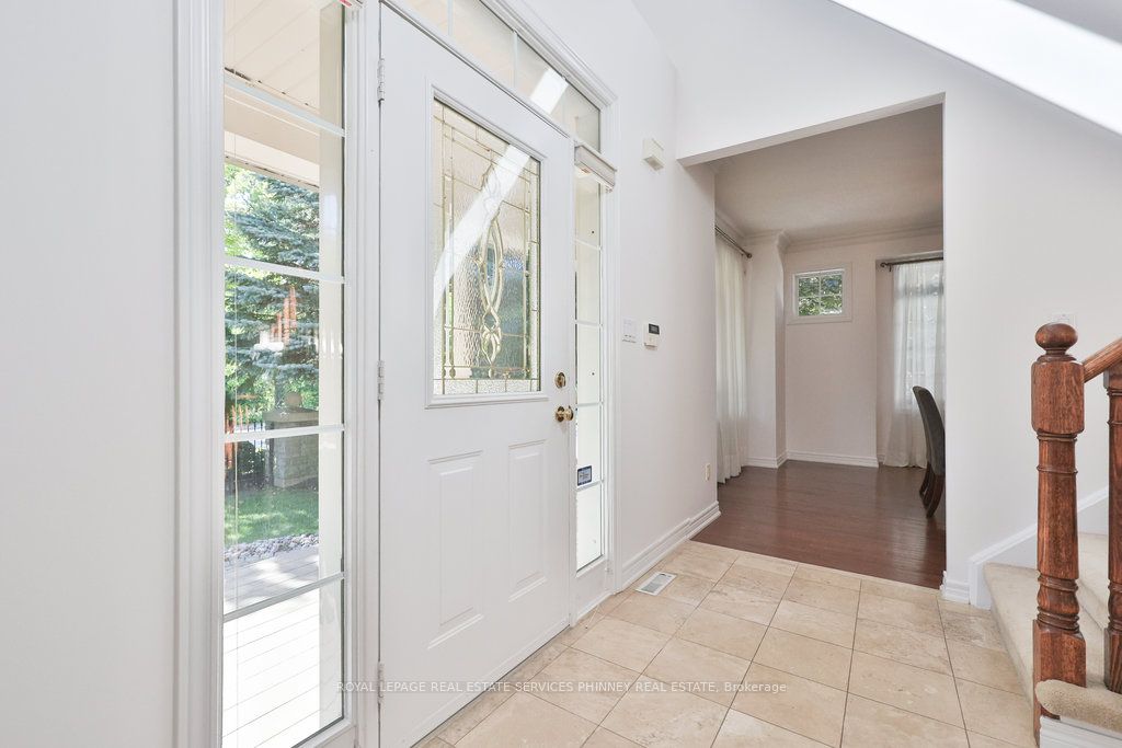 2165 Stavebank Road 27