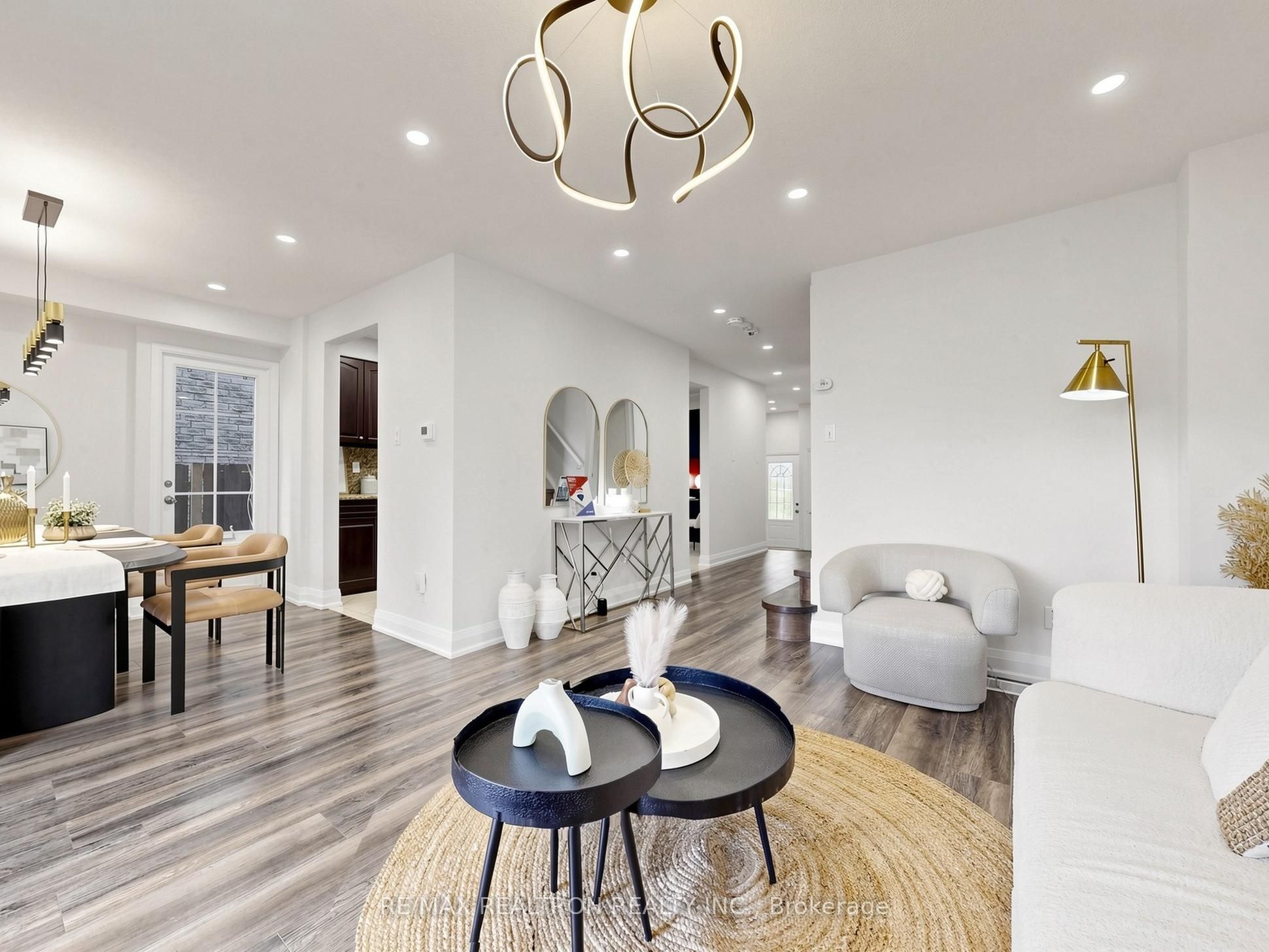 16 Foxglove Court