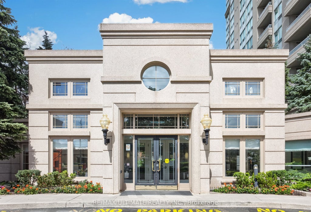 Photo of 8 Covington Road #808, Toronto, ON M6A 3E5 (MLS # C14128346)