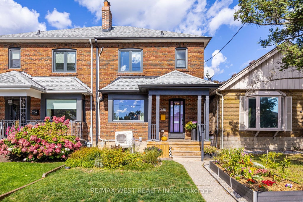 Photo of 258 O'connor Drive, Toronto, ON M4J 2T6 (MLS # E14026606)
