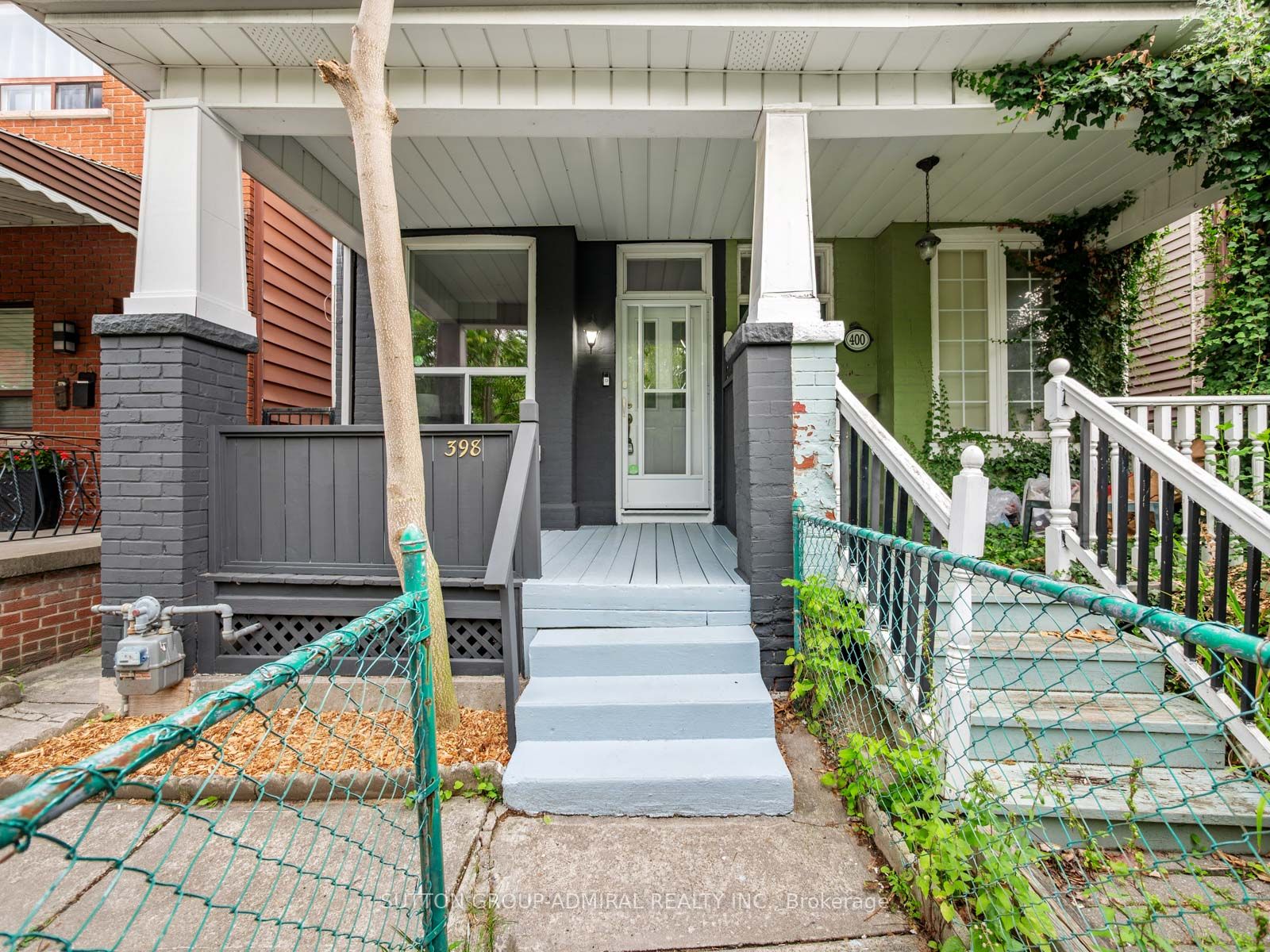 398 Crawford Street