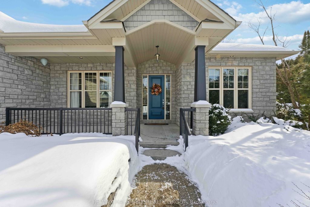 Photo of 84 Chanonhouse Drive, Stittsville - Munster - Richmond, ON K0A 2Z0 (MLS # X12820582)