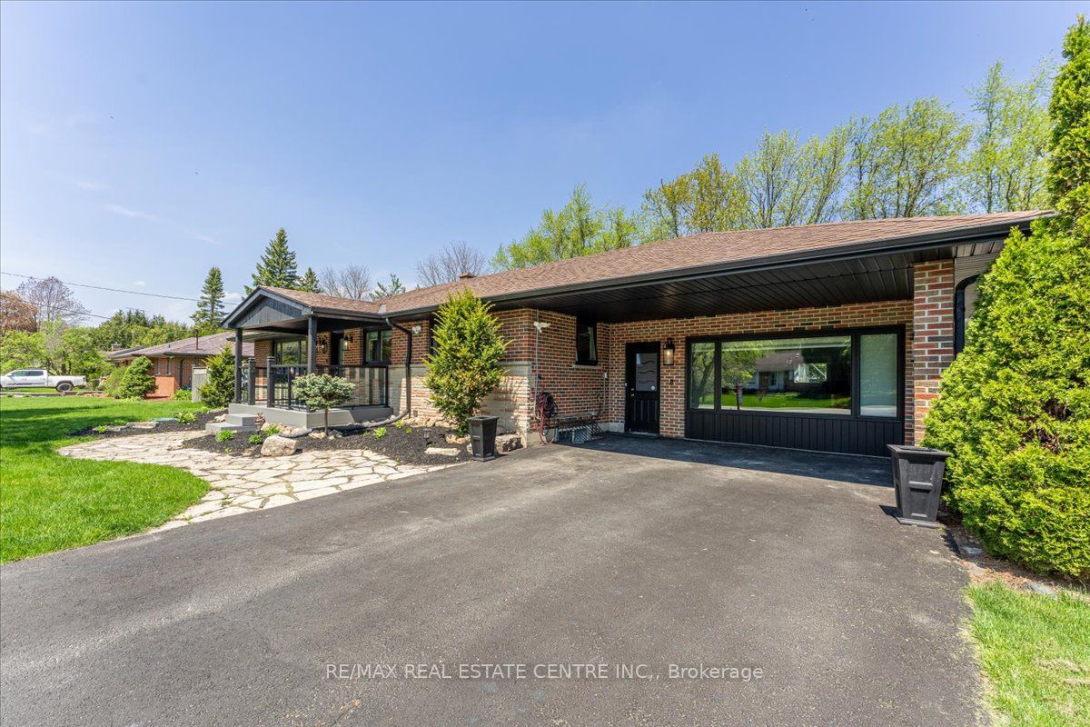 6 Maple Grove Road