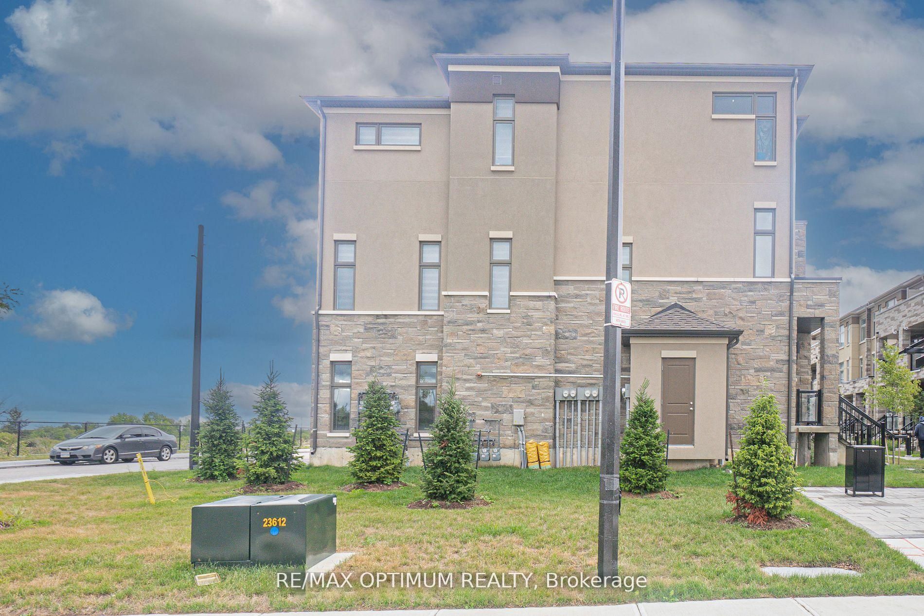 45 Fieldridge Crescent 18