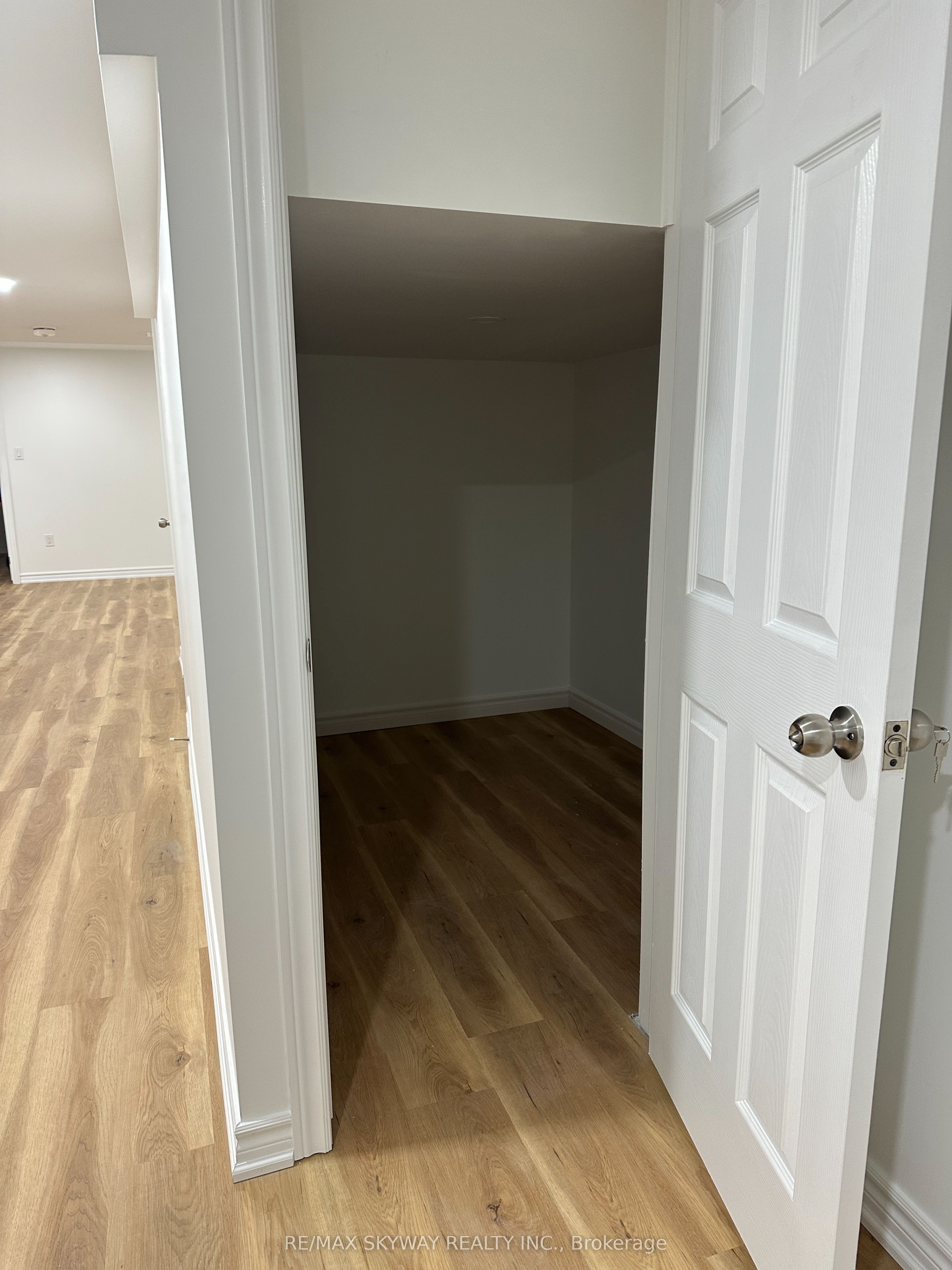 19 Dolomite Drive Basement