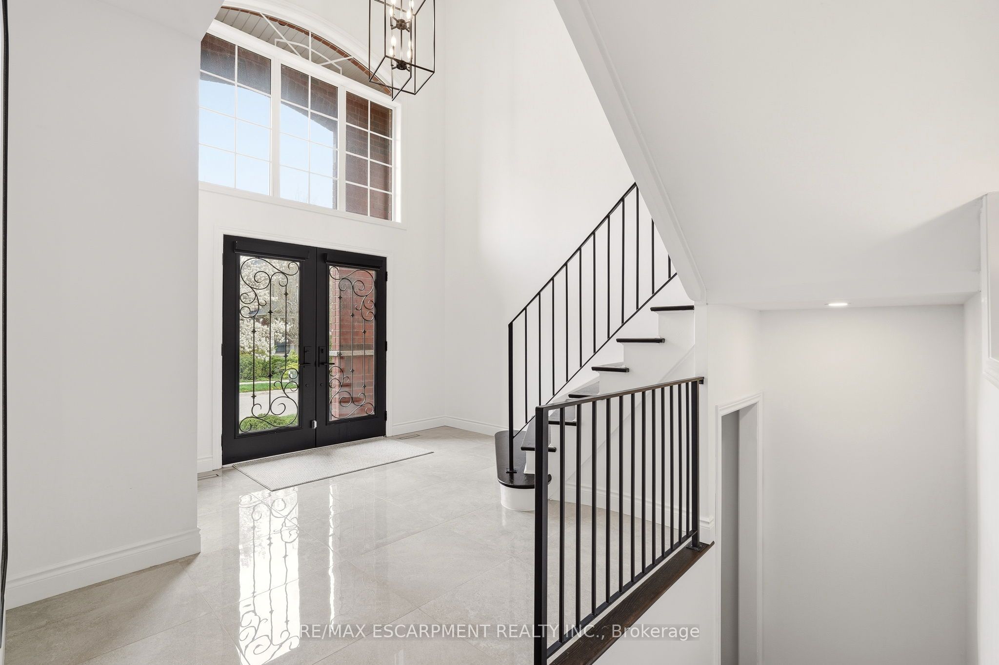 1379 Liverpool Street