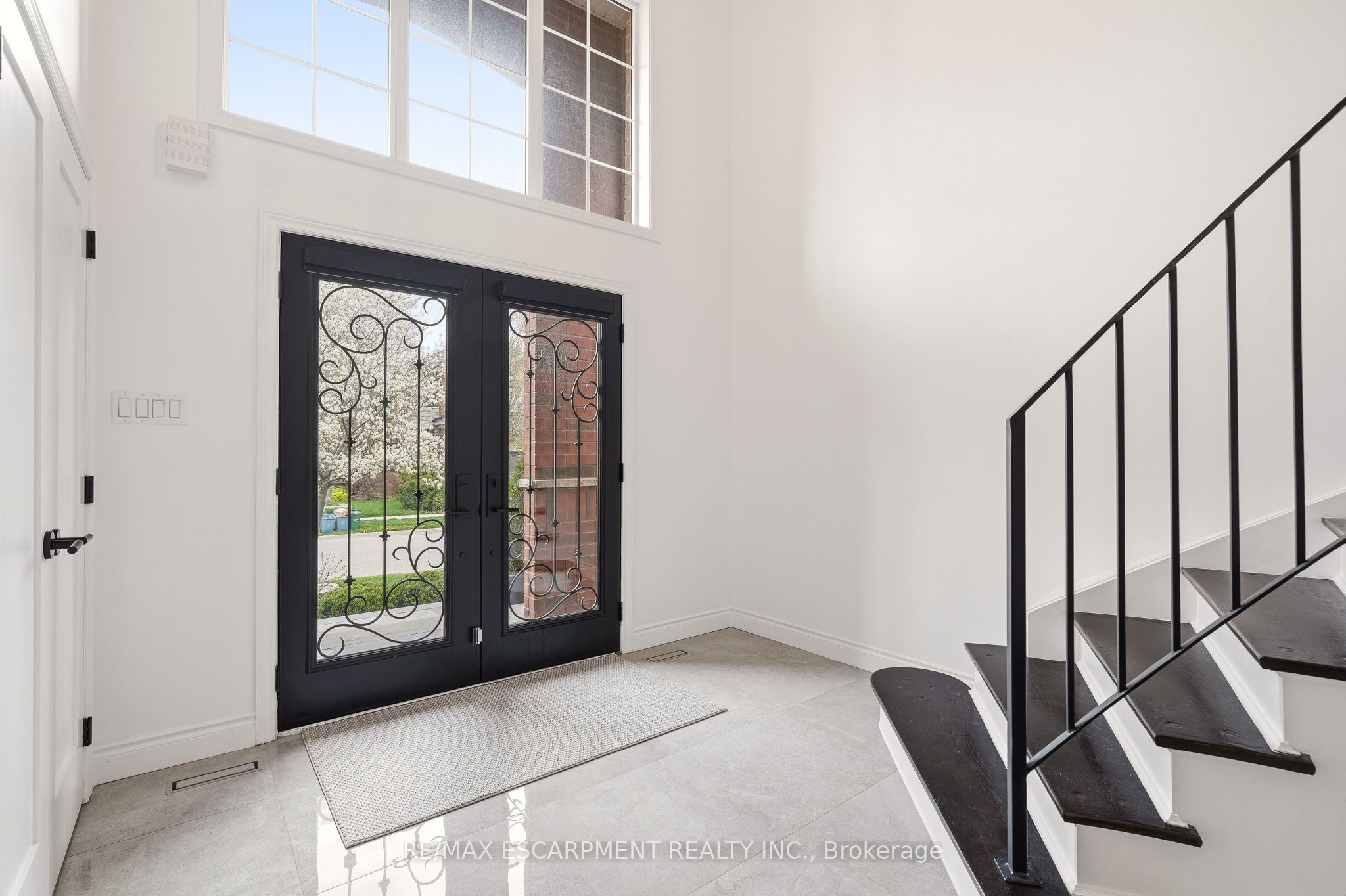 1379 Liverpool Street