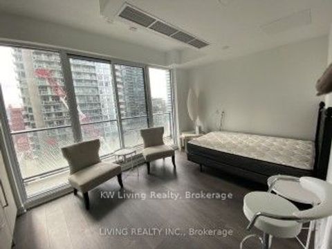 115 Blue Jays Way 1708 Toronto ON M5V 0N4