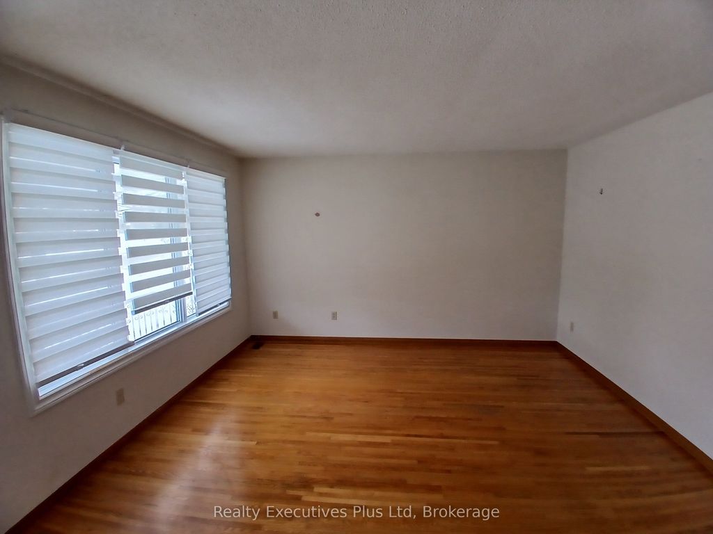 Photo of 52 N Alma Street N, Guelph, ON N1H 5X1 (MLS # X12789860)