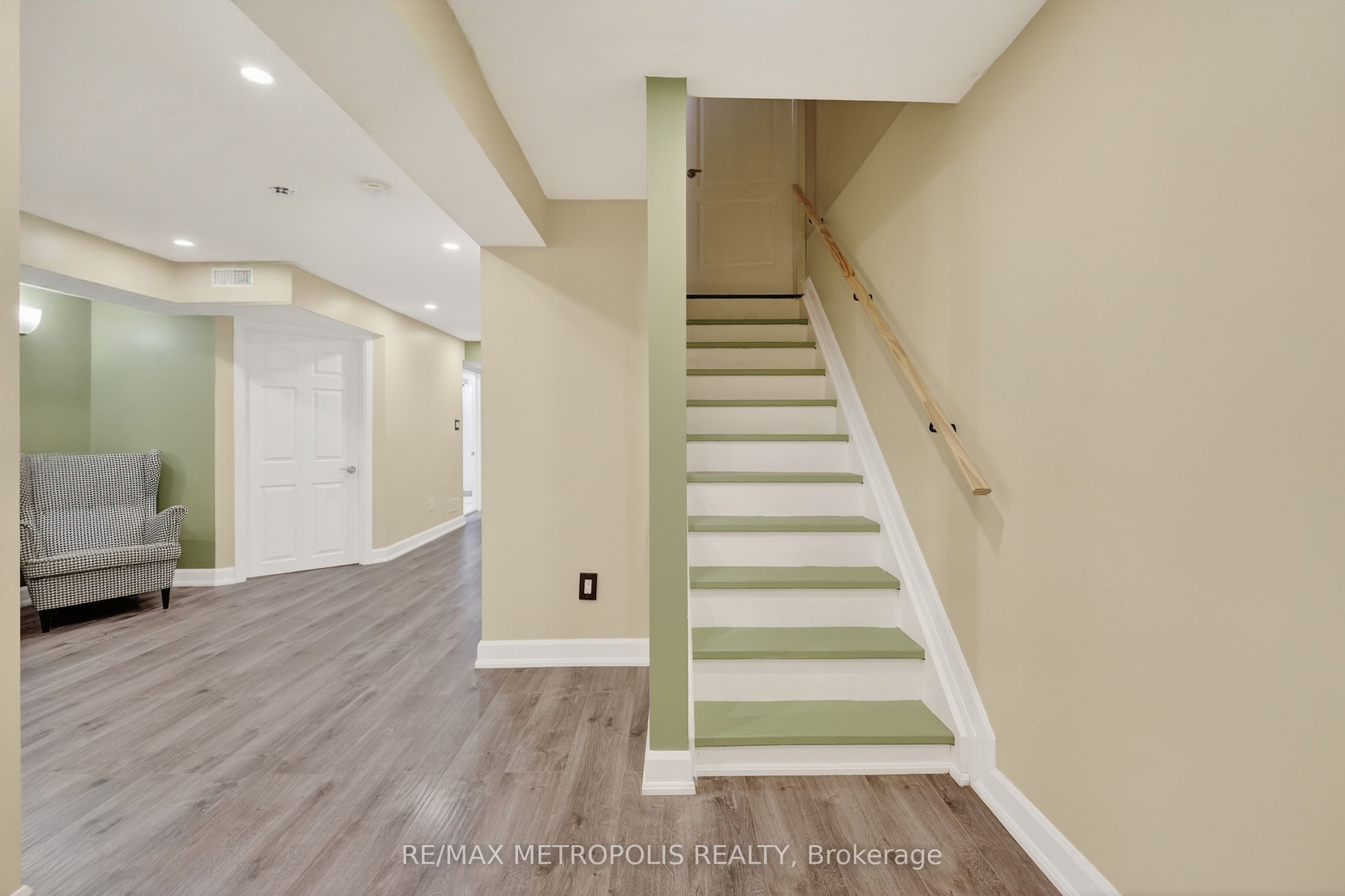 1325 Ashwood Terrace BSMT