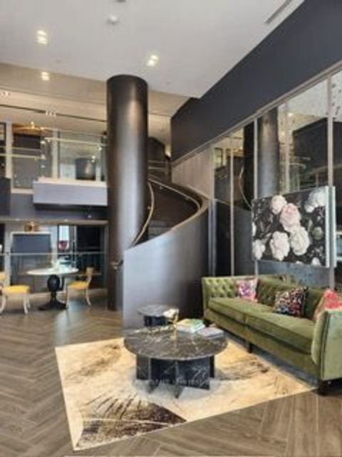 395 Dundas Street W PH11 Oakville ON L6M 5R8