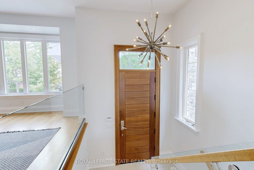 Photo of 743 Glencairn Avenue, Toronto, ON M6B 1Z9 (MLS # C12436937)