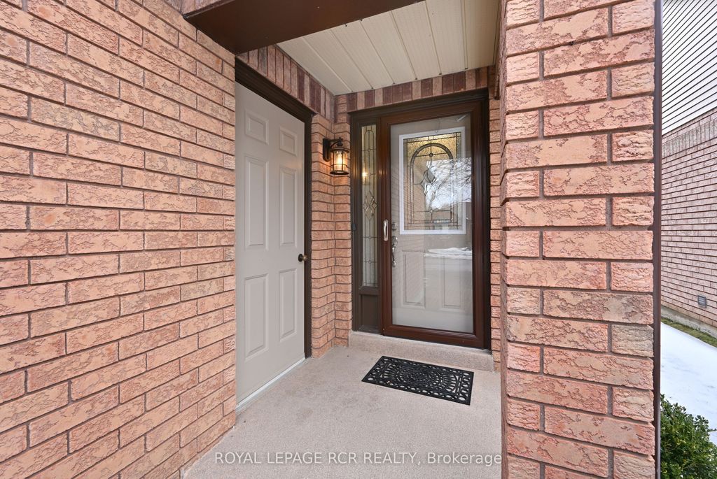 Photo of 196 Riverview Road, New Tecumseth, ON L9R 1Y2 (MLS # N12704922)