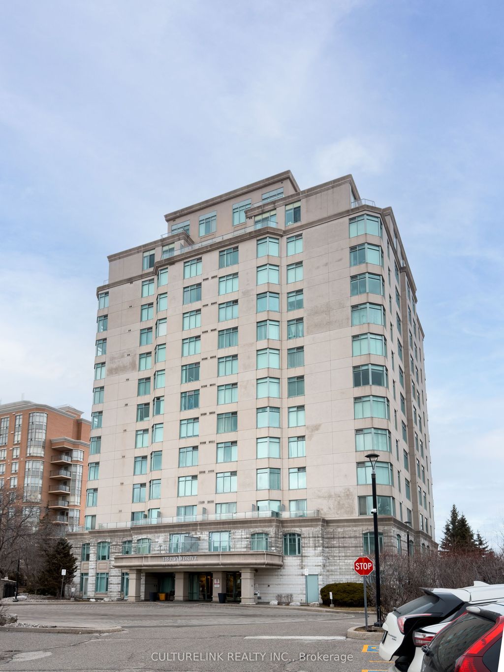 Photo of 135 Pond Drive #Ph6, Markham, ON L3T 7V6 (MLS # N12707188)