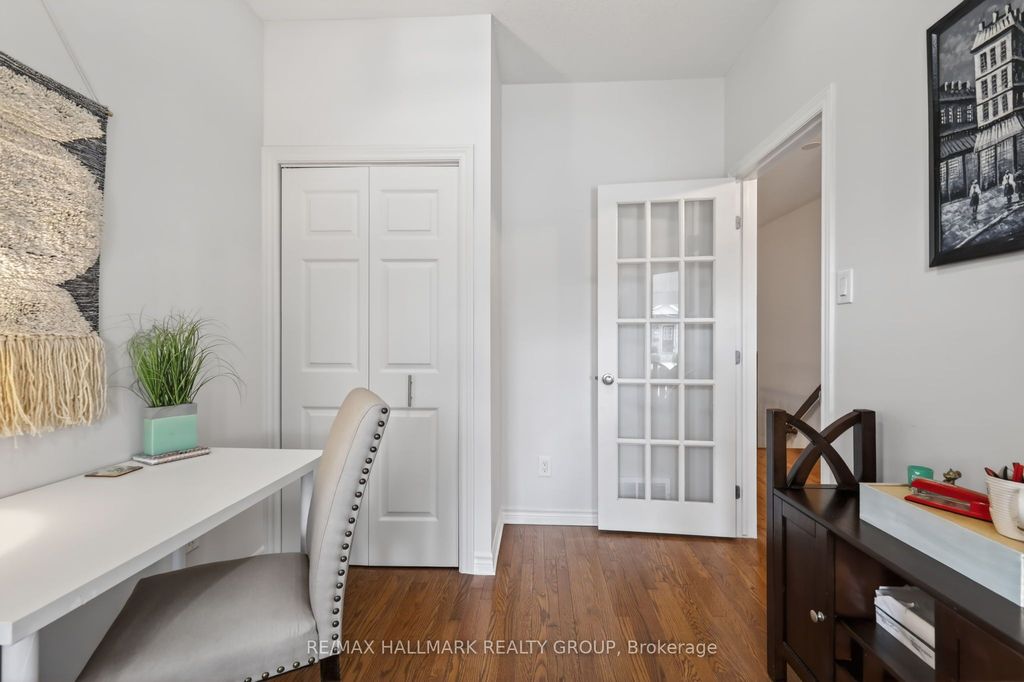 Photo of 236 Bulrush Crescent, Blossom Park - Airport and Area, ON K1T 0E6 (MLS # X13076992)