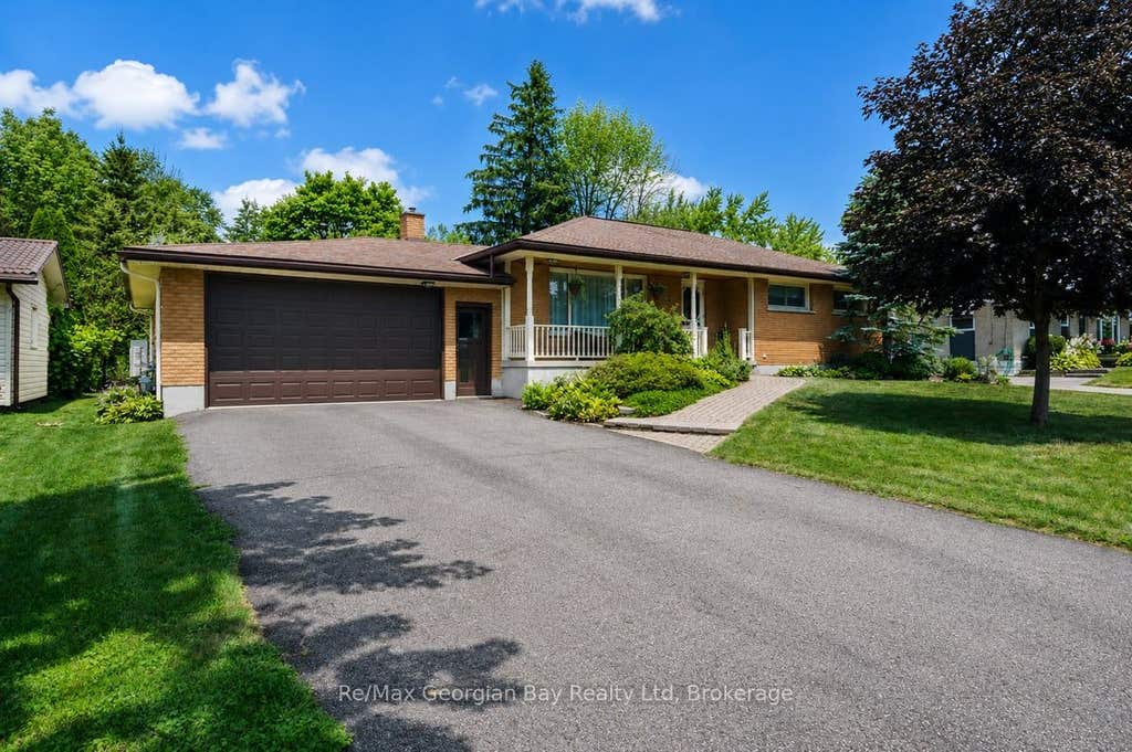 Photo of 52 Gray Street, Severn, ON L0K 1E0 (MLS # S13594038)