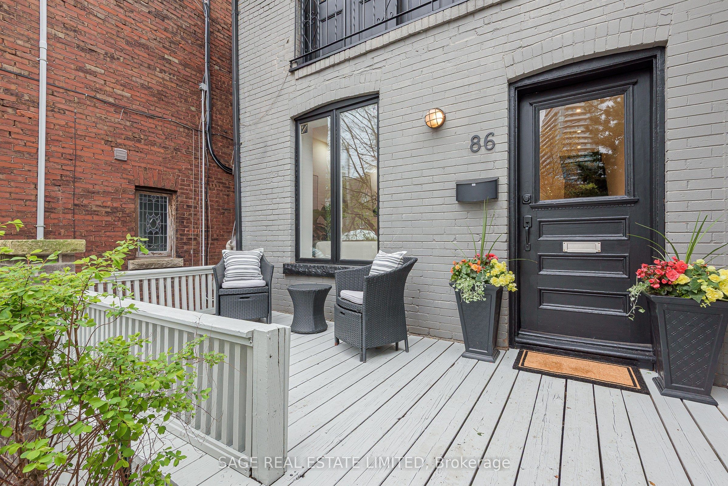 86 Dupont Street