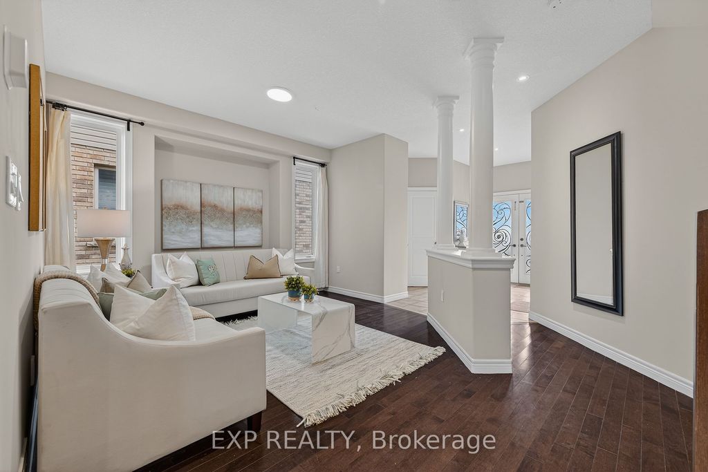 Photo of 100 Garinger Crescent, Hamilton, ON L0R 1C0 (MLS # X13082256)