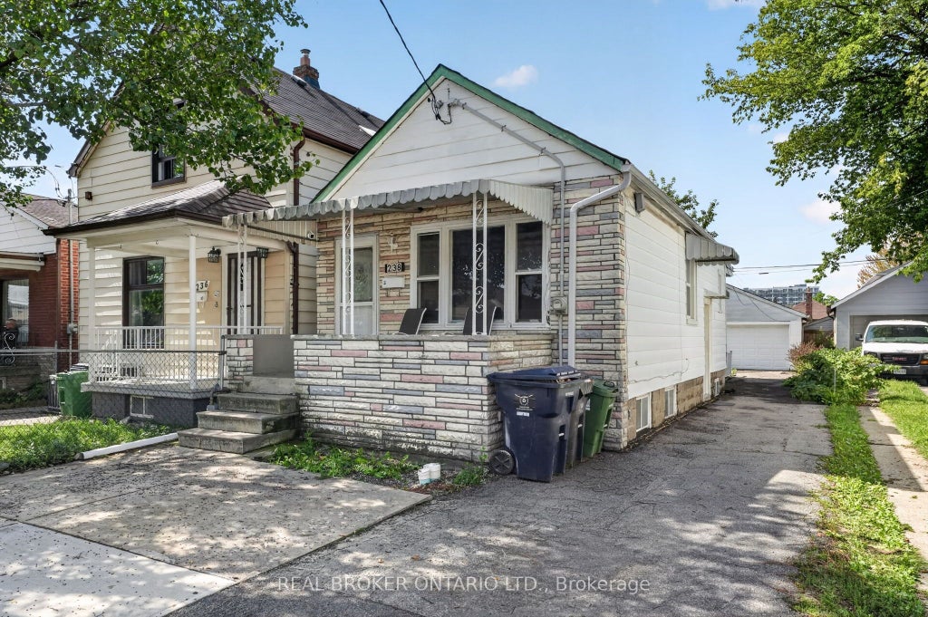 Photo of 238 Chambers Avenue, Toronto, ON M6M 3L5 (MLS # W13875286)