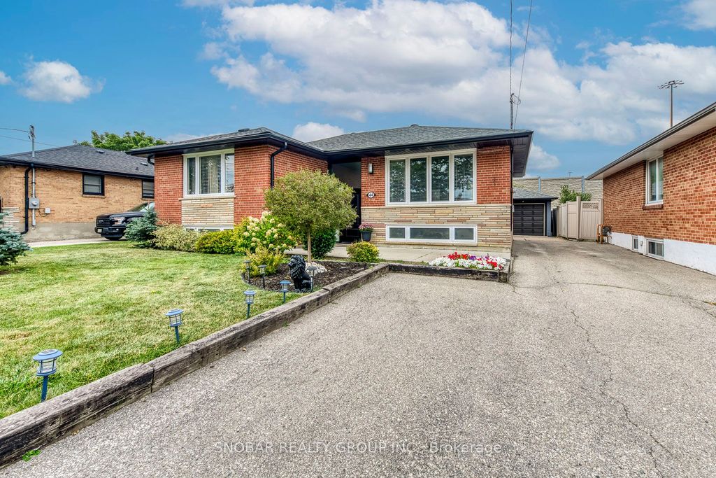 Photo of 44 Arkley Crescent, Toronto, ON M9R 3S3 (MLS # W12405511)