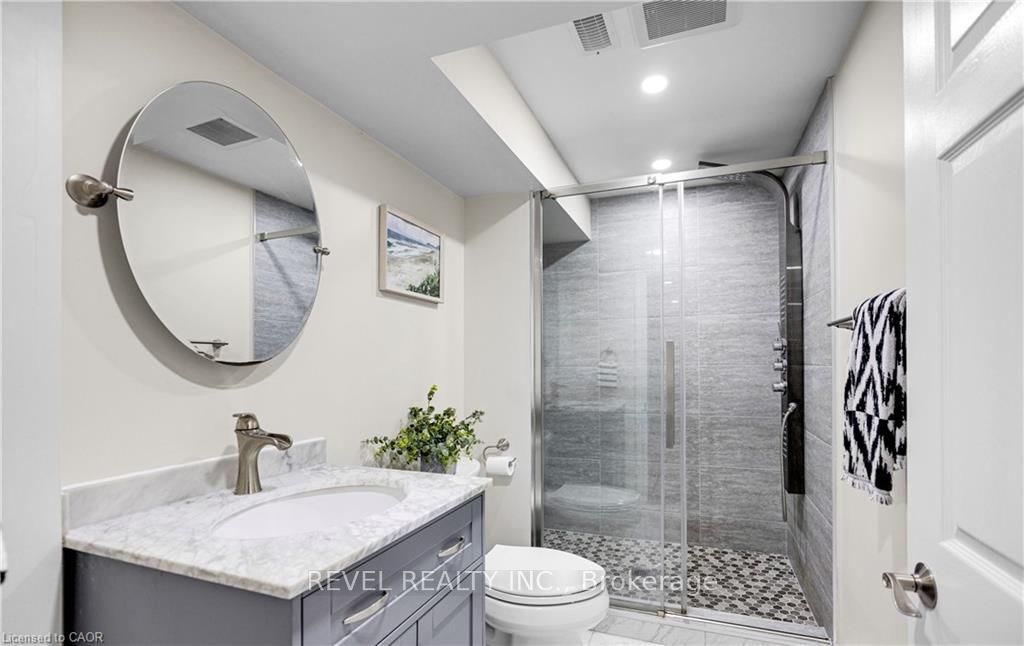 38 Birgitta Crescent LOWER