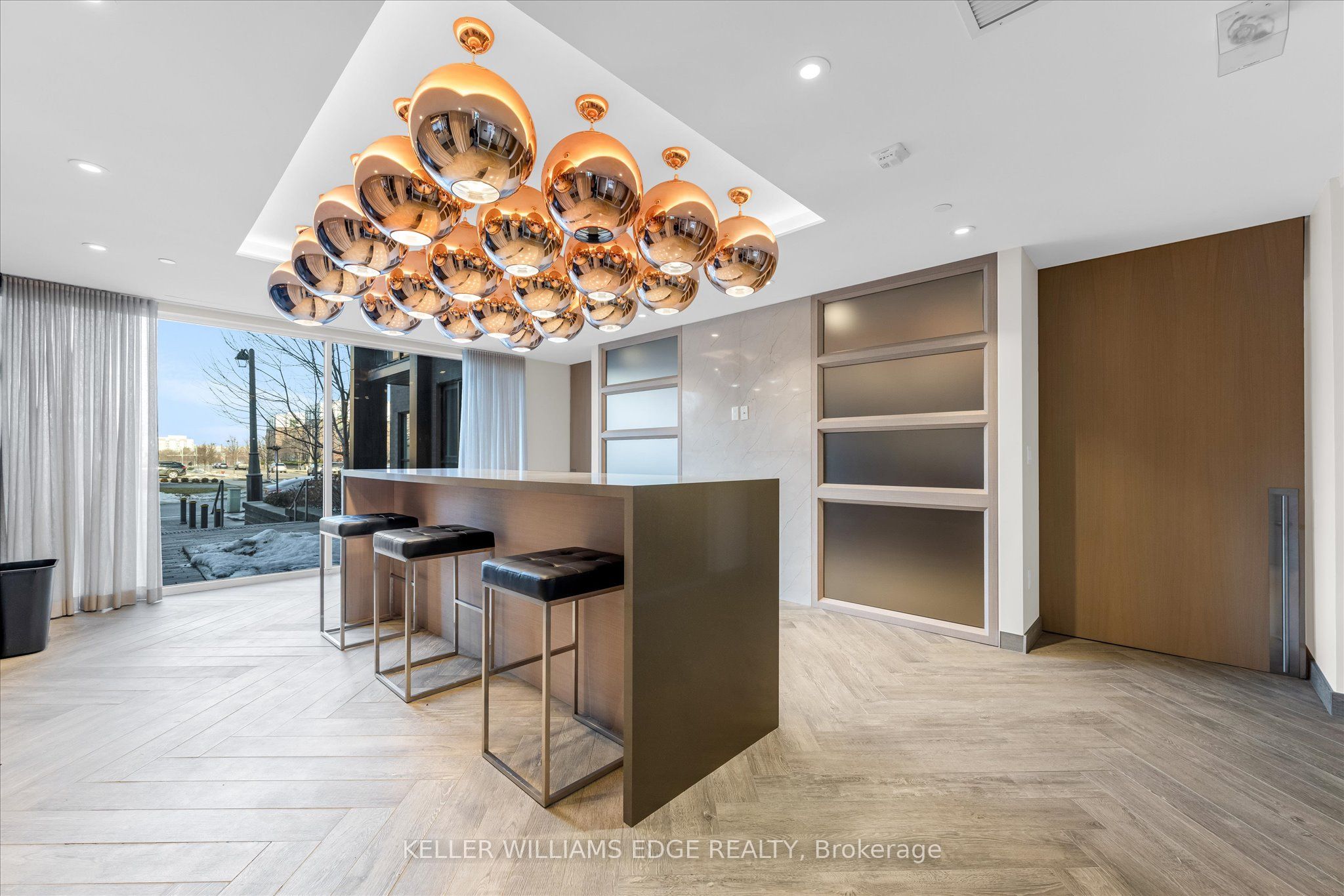 150 Sabina Drive 402