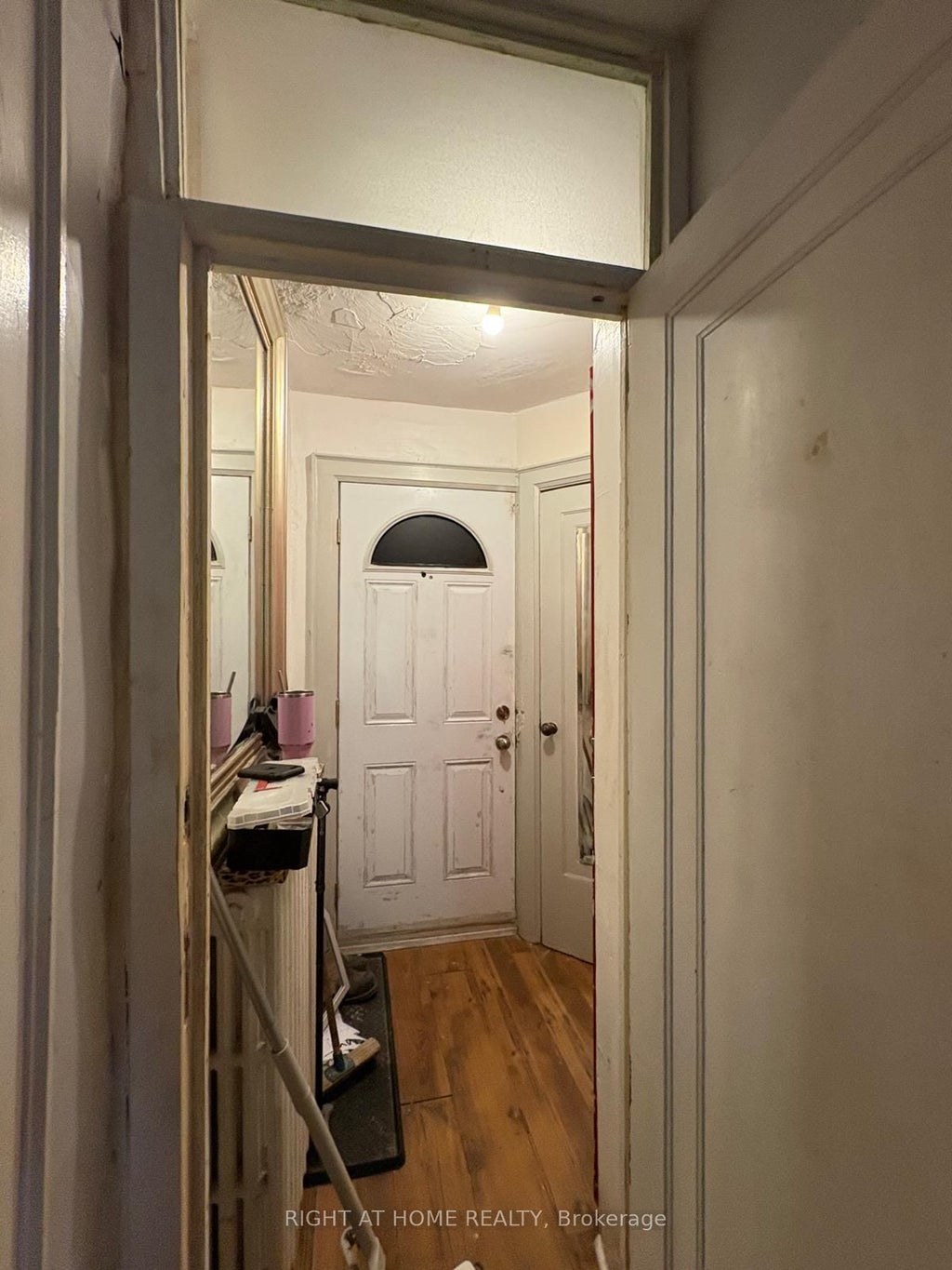 Photo of 1103 1/2 Davenport Road, Toronto, ON M6G 2C3 (MLS # C13488674)