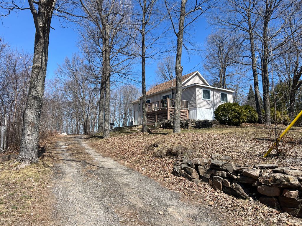 Photo of 738 Airport Rd Road, North Bay, ON P1B 8G6 (MLS # X13046242)