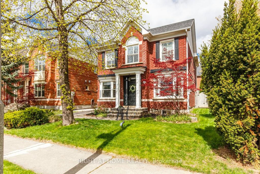 Photo of 241 Lexington Road, Oakville, ON L6H 6L5 (MLS # W13116222)