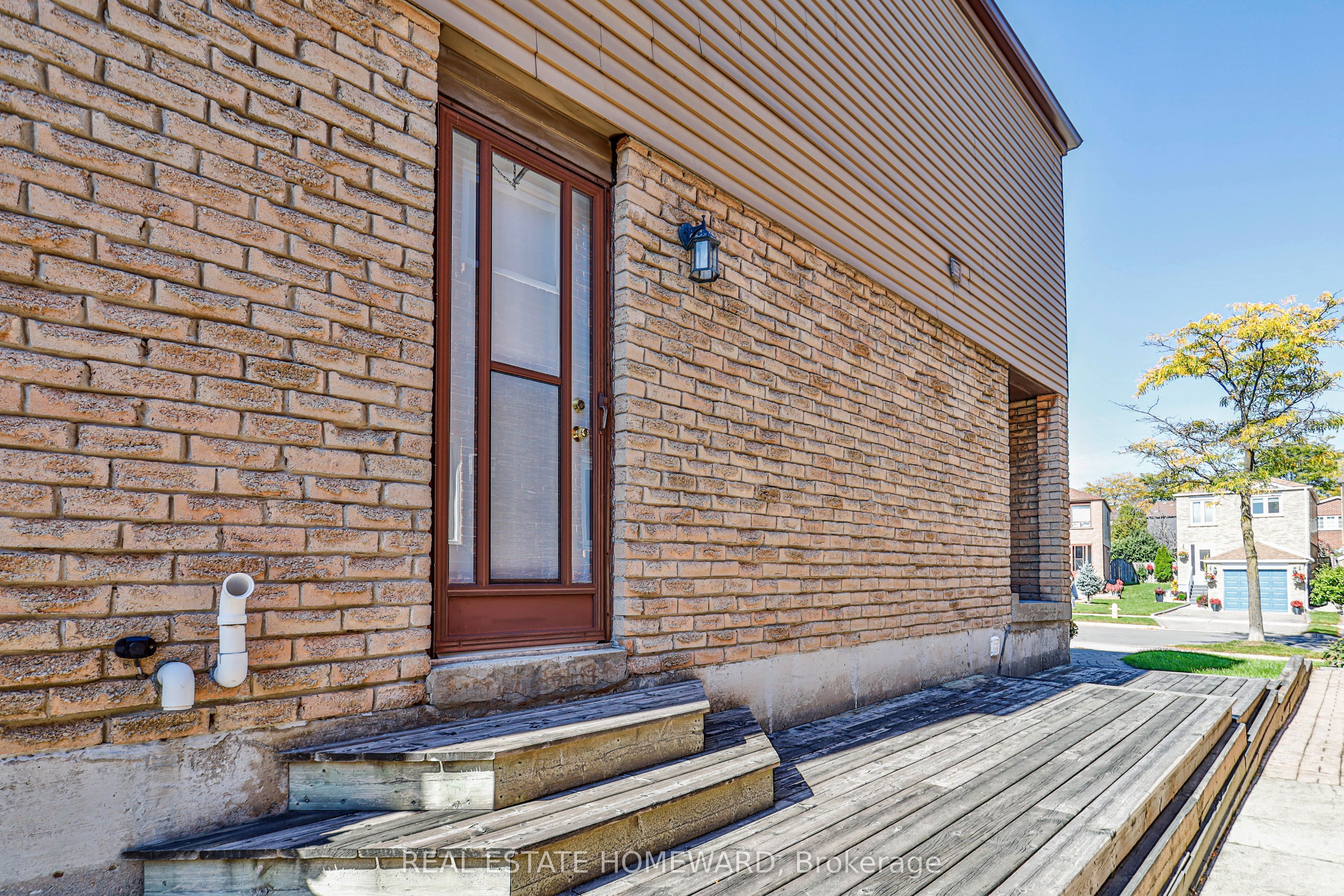 162 Bob O'Link Avenue