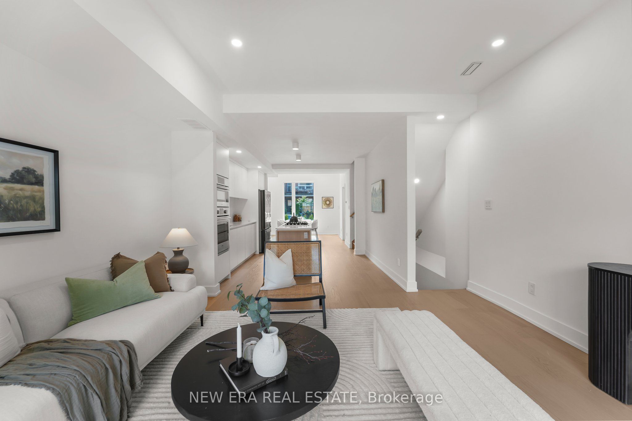 113 Bellwoods Avenue