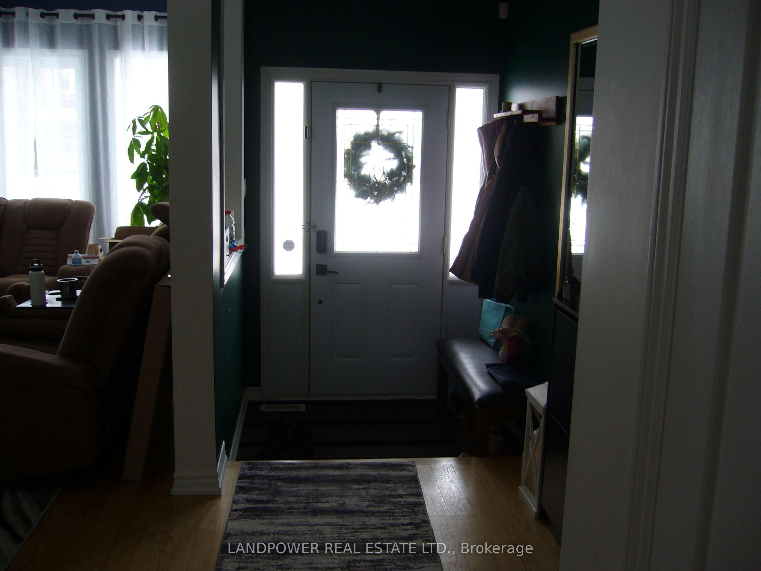 24 Hammersly Boulevard