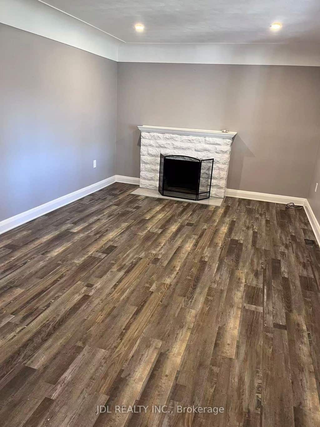 Photo of 8110 Chippewa Road E, Hamilton, ON L0R 1W0 (MLS # X13539384)