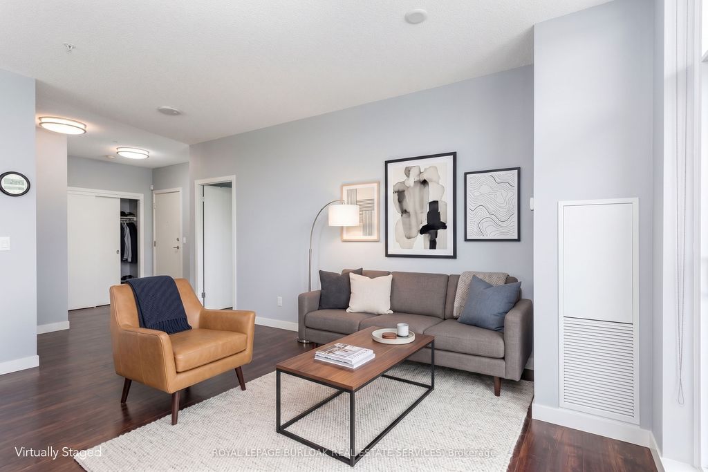 Photo of 2081 Fairview Street #1201, Burlington, ON L7R 0E4 (MLS # W13063286)