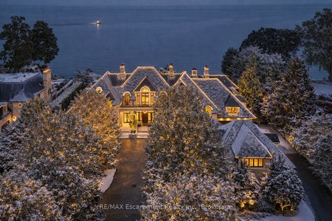 2054 Lakeshore Road E Oakville ON L6J 1M3