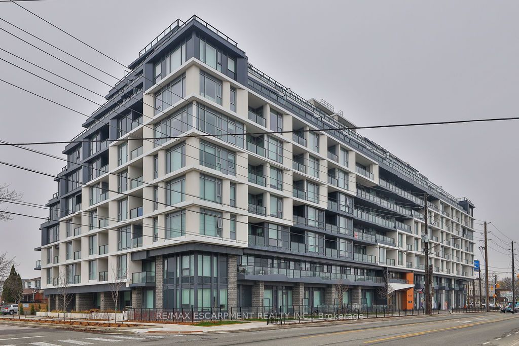 Photo of 556 Marlee Avenue #606, Toronto, ON M6B 0B1 (MLS # W13016466)