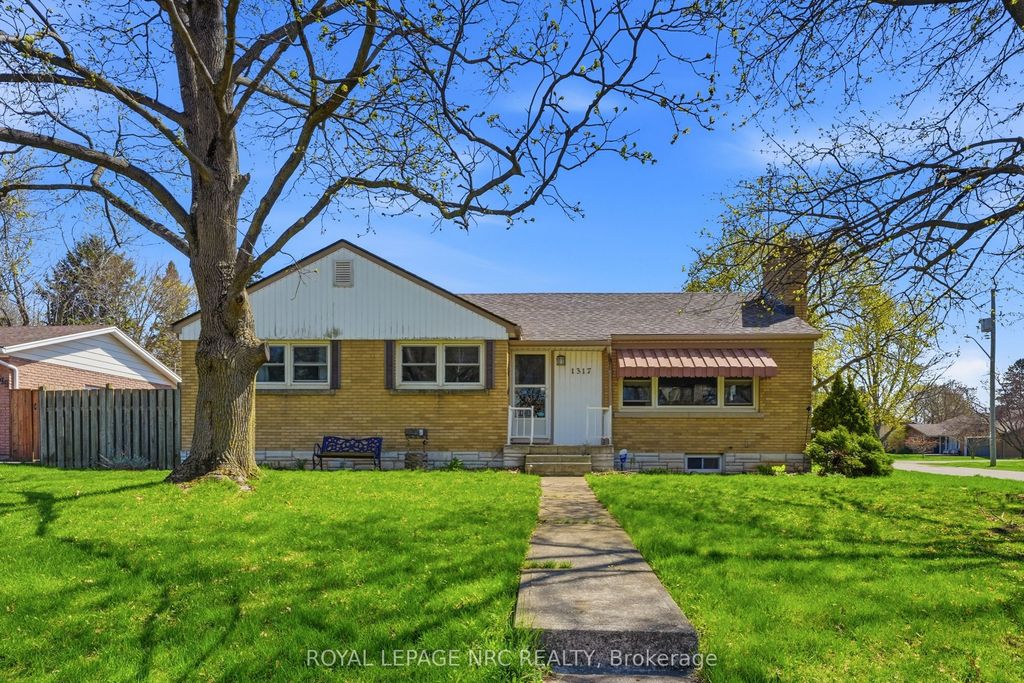 Photo of 1317 Haist Street, Pelham, ON L0S 1E0 (MLS # X13038598)