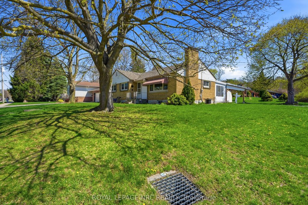 Photo of 1317 Haist Street, Pelham, ON L0S 1E0 (MLS # X13038598)